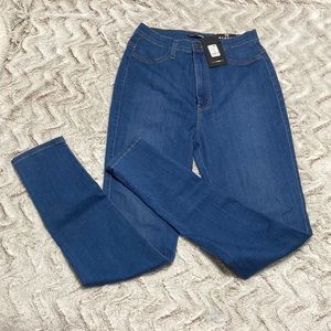 Fashion Nova Jeans. NWT classic high waist skinny jeans